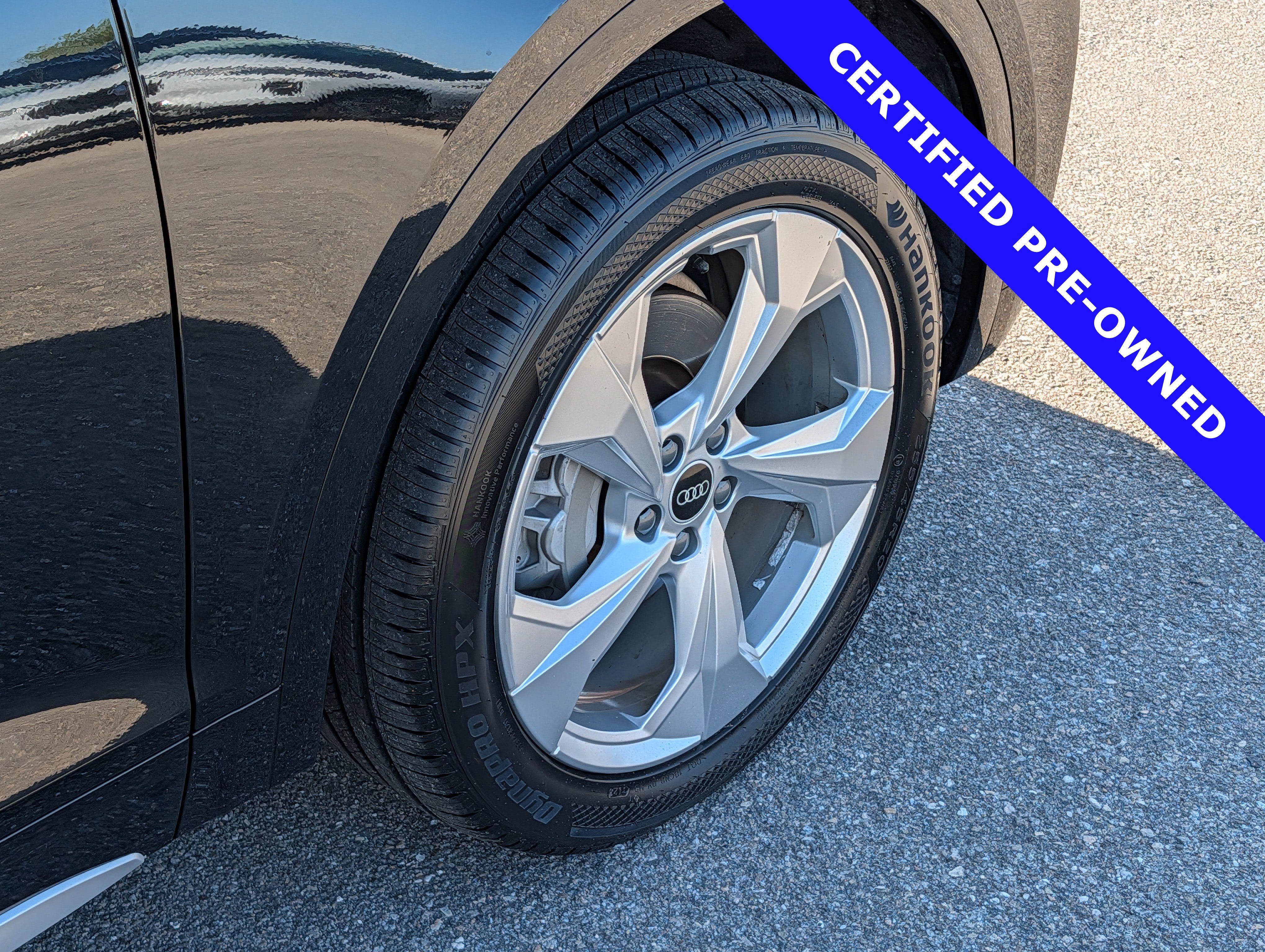 Used 2021 Audi Q5 2.0T Premium Plus w/ Premium Plus Package AWD/4WD image 12