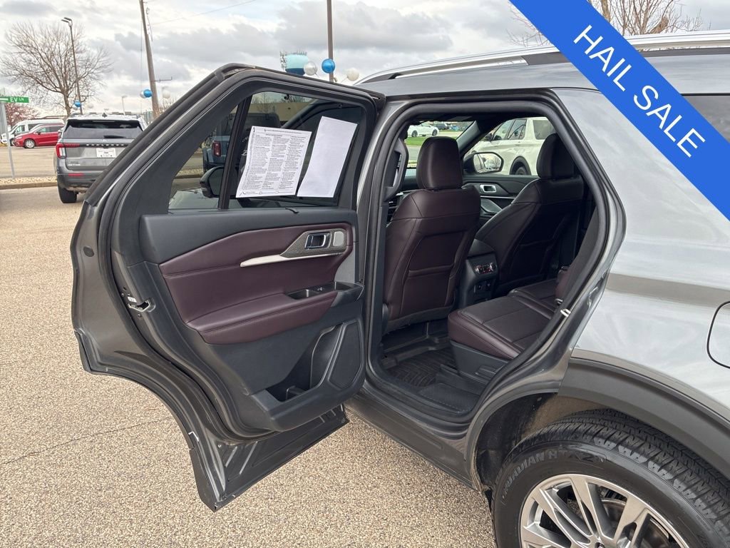 Certified 2025 Ford Explorer Platinum AWD/4WD image 37