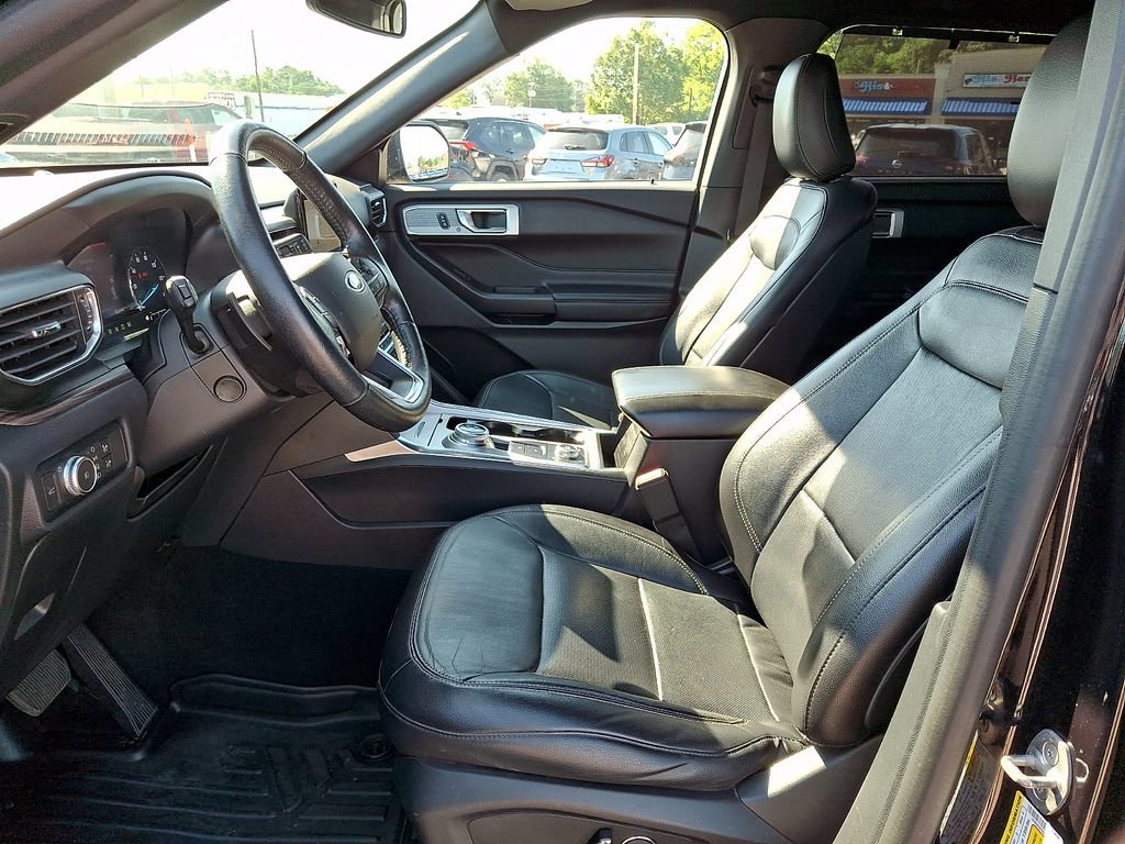 Certified 2020 Ford Explorer Limited AWD/4WD image 13