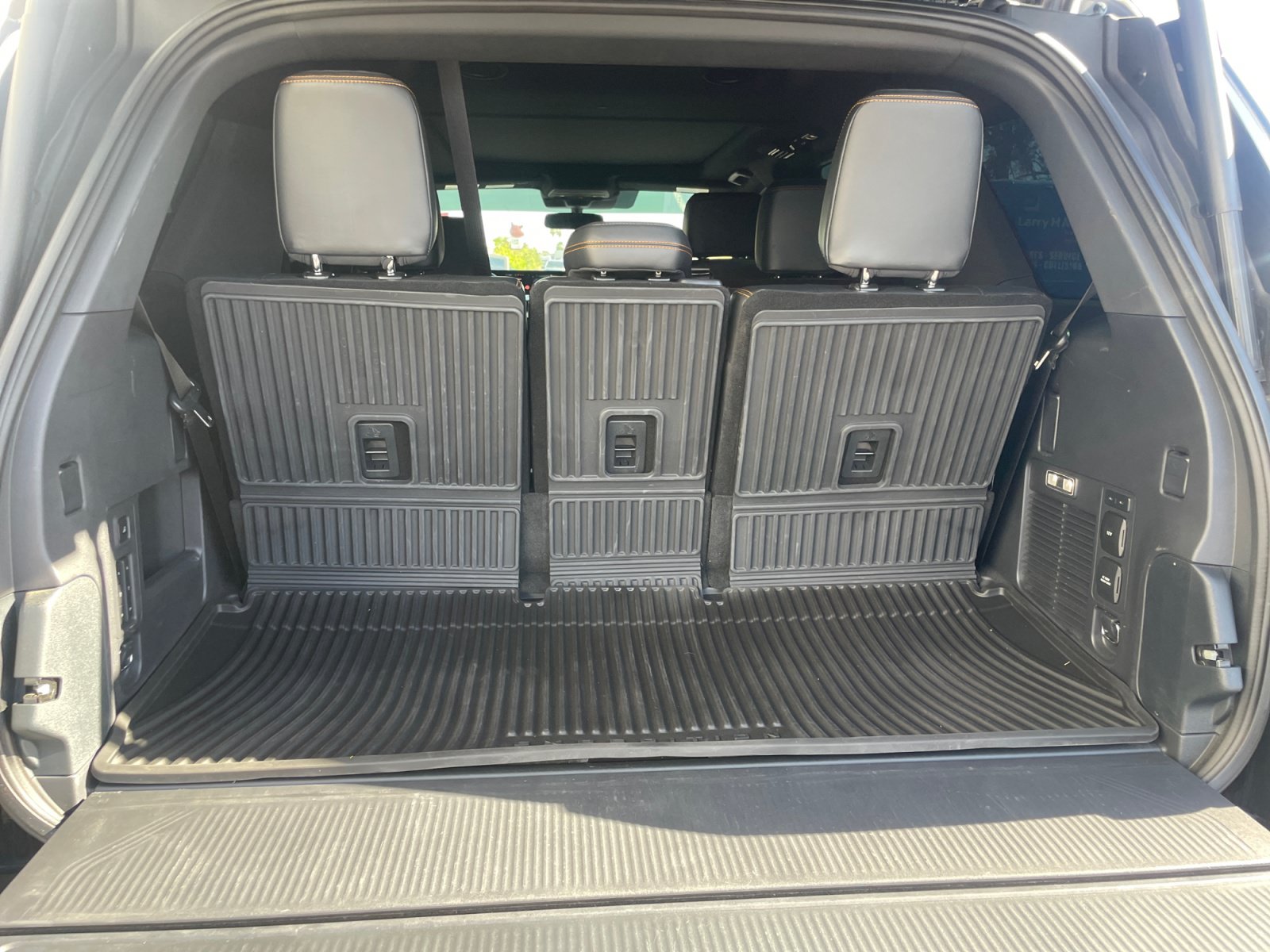 Certified 2025 Ford Expedition Tremor AWD/4WD image 30