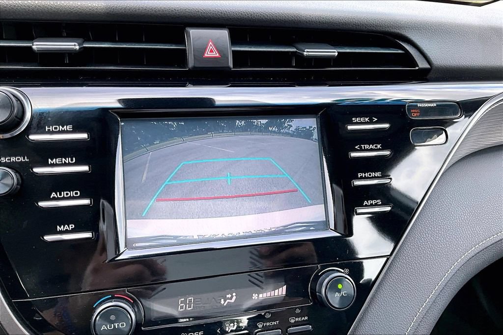 Used 2019 Toyota Camry SE FWD image 20