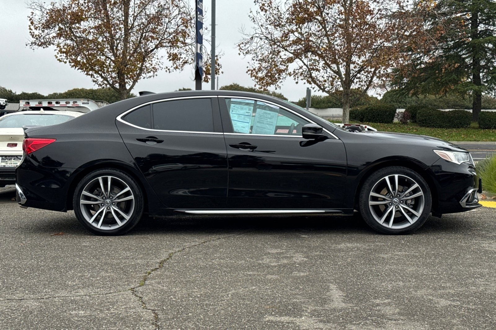 Used 2019 Acura TLX 3.5L Advance Pkg image 3