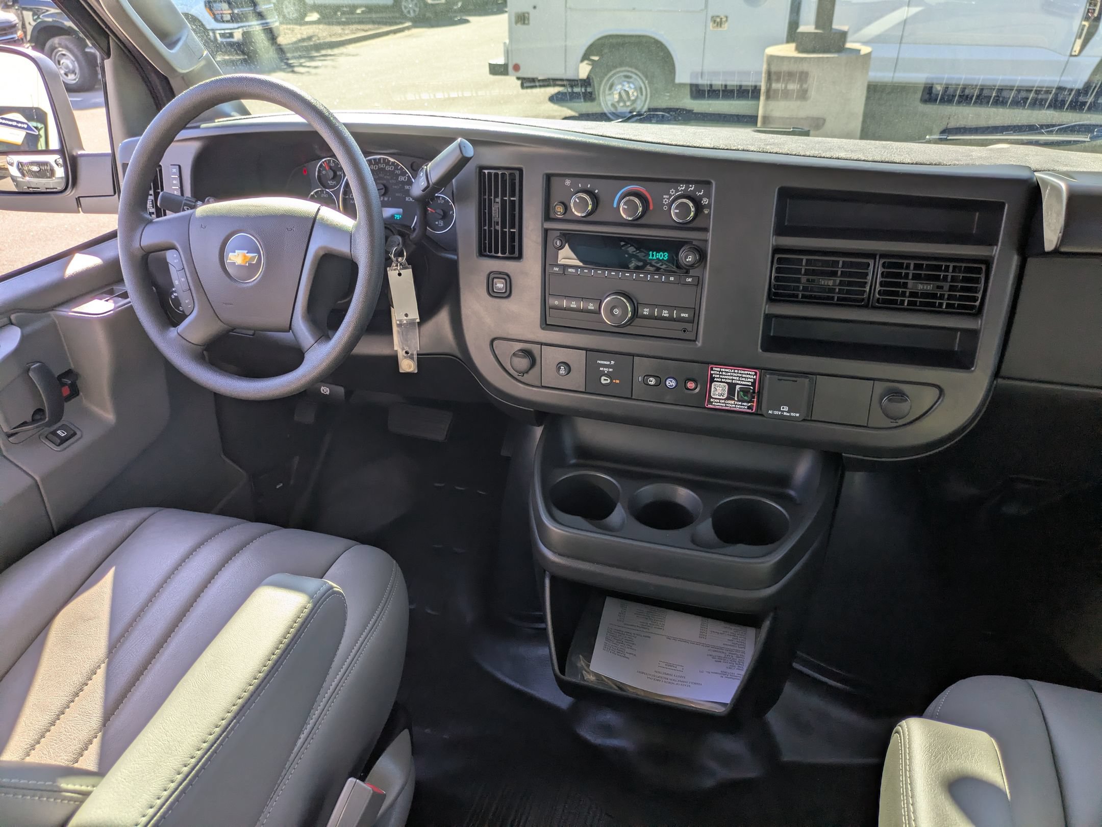 Used 2025 Chevrolet Express 3500 Extended w/ Driver Convenience Package RWD image 28