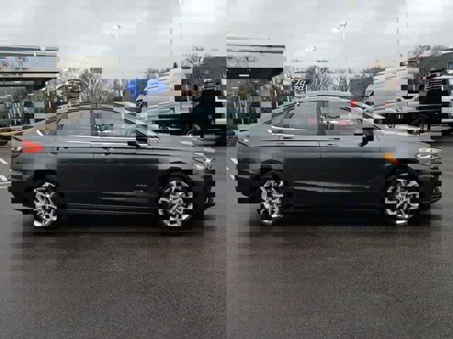 Certified 2019 Ford Fusion SE image 5