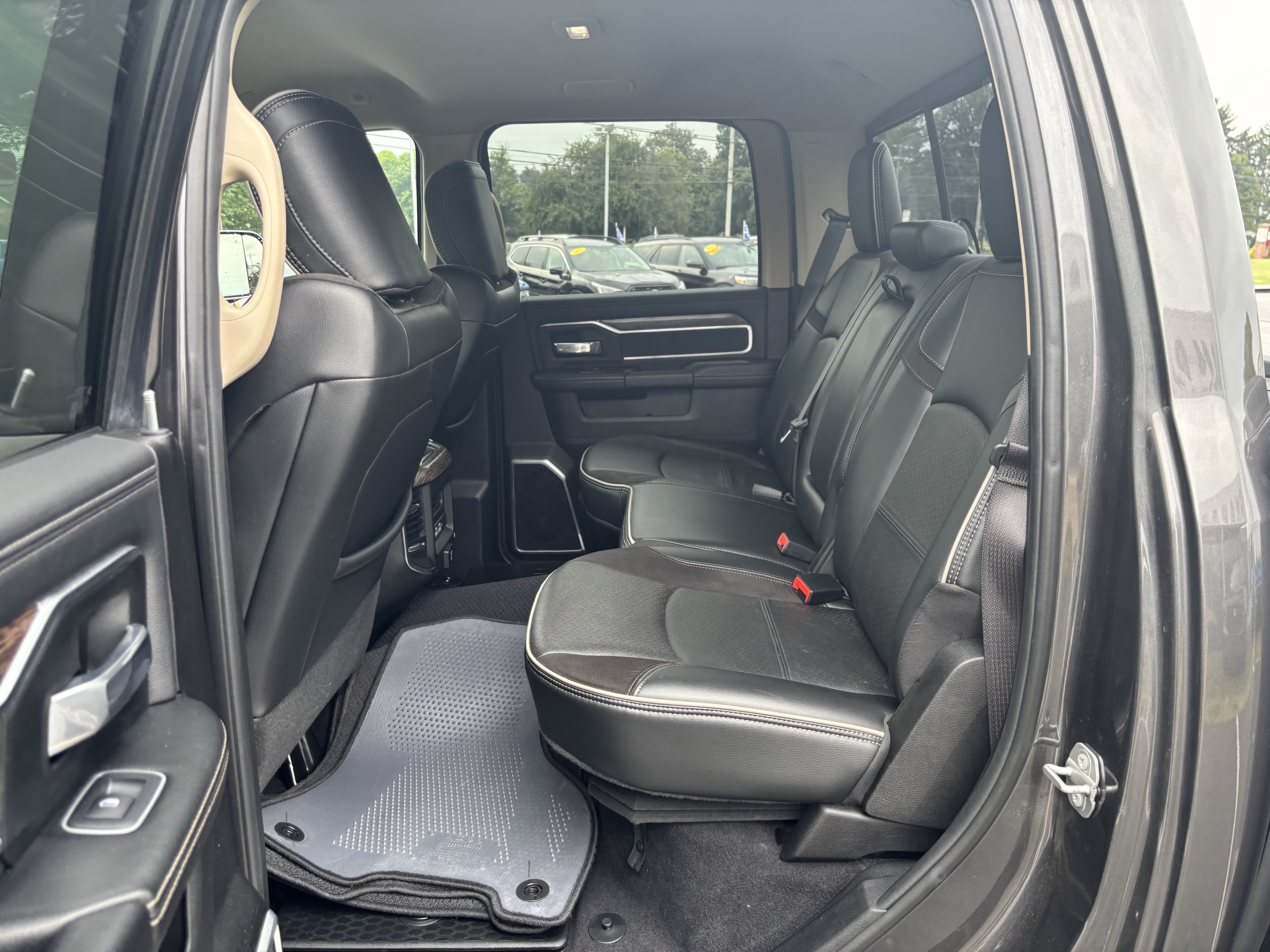 Used 2021 RAM 3500 Laramie w/ Safety Group AWD/4WD image 29
