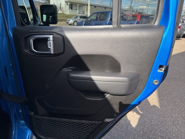 Used 2025 Jeep Wrangler Unlimited Rubicon image 39