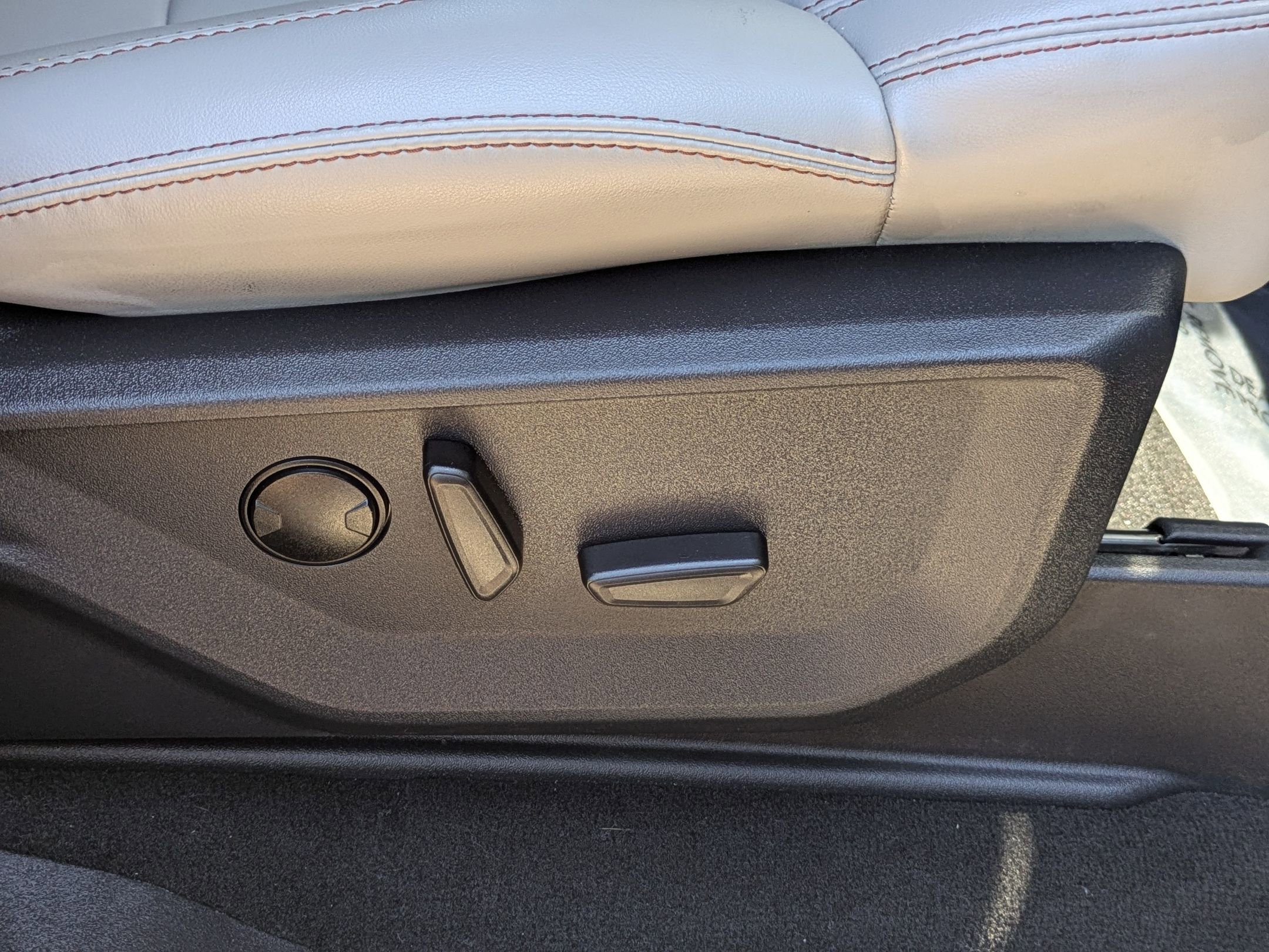 Certified 2025 Ford Expedition Active RWD image 43