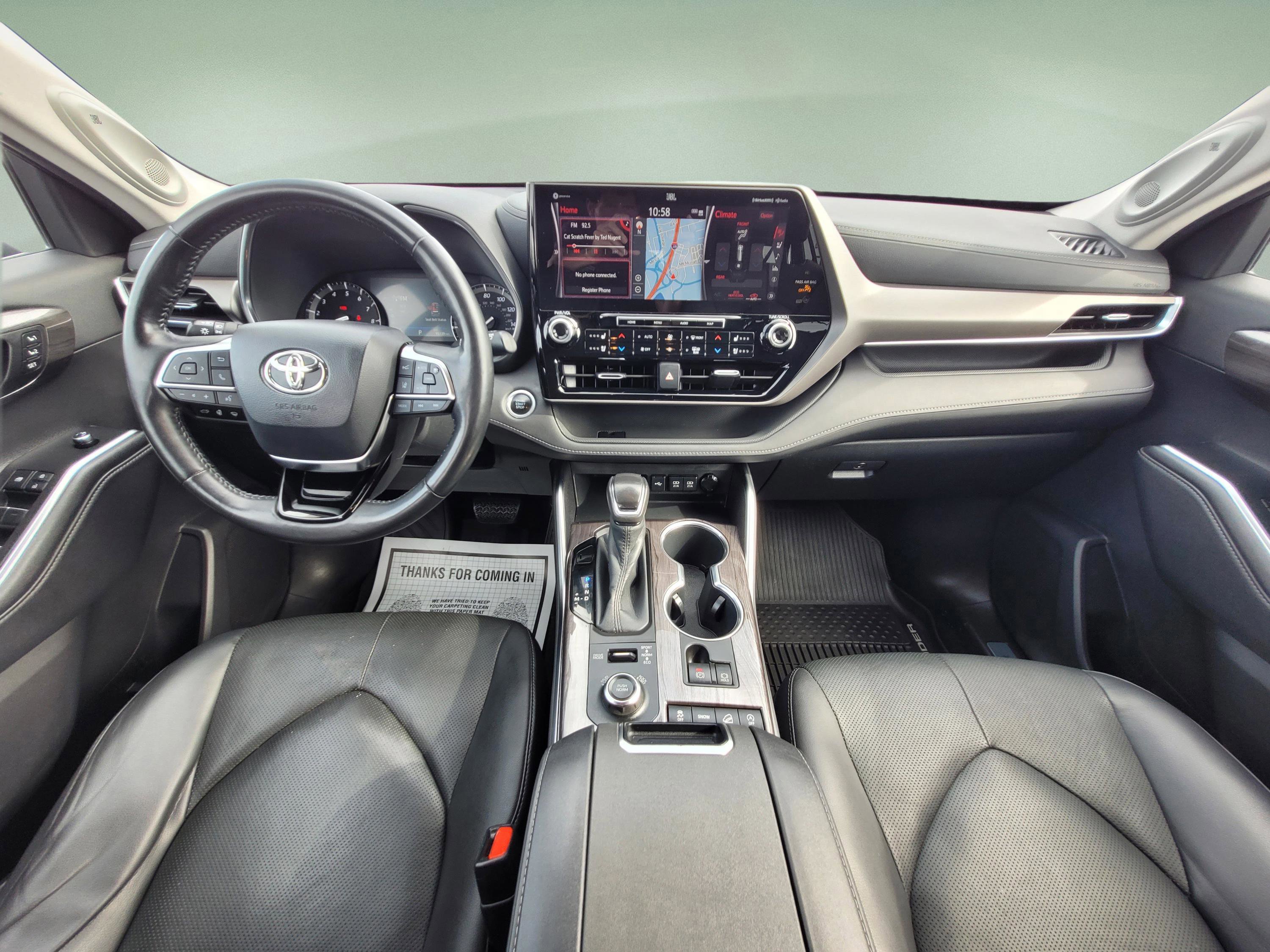 Used 2020 Toyota Highlander Limited image 13