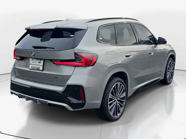 Used 2025 BMW X1 xDrive28i w/ Technology Package AWD/4WD video 3