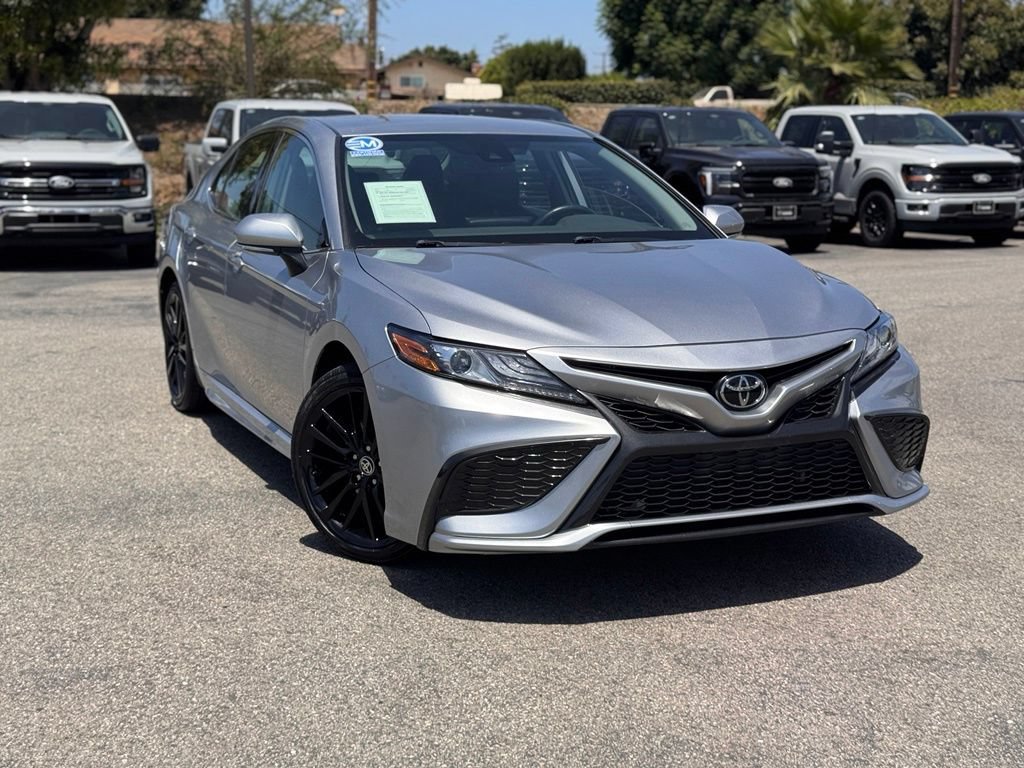 Used 2023 Toyota Camry XSE FWD image 2