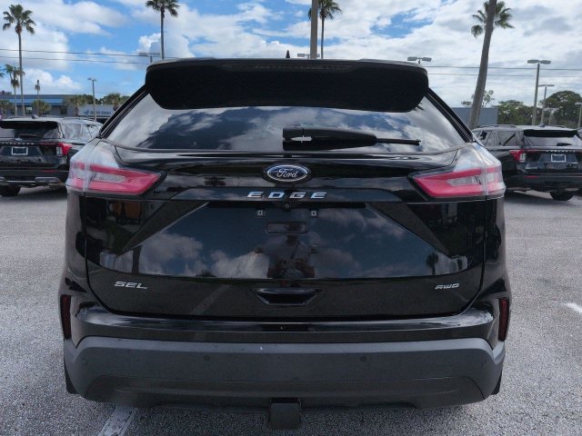 Certified 2022 Ford Edge SEL w/ Sport Appearance Package AWD/4WD image 5