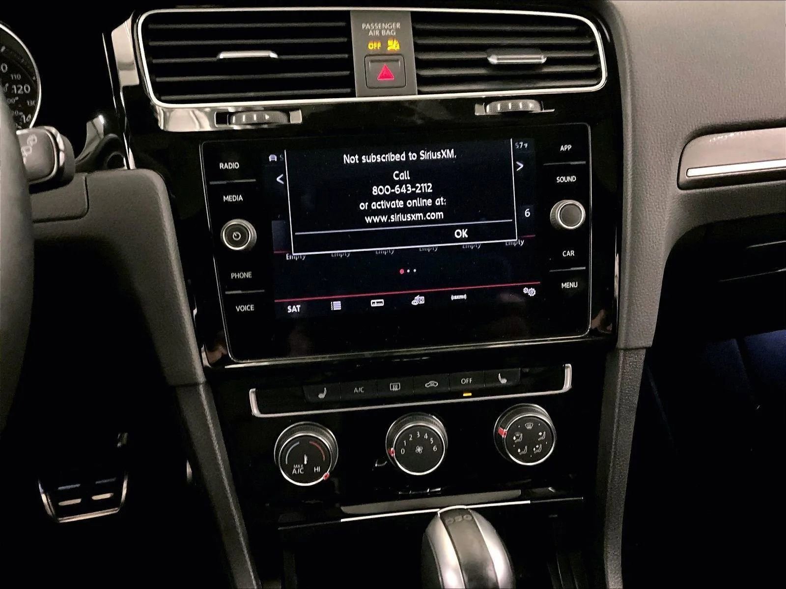 Used 2019 Volkswagen Golf S FWD image 6