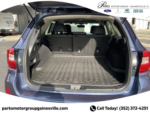Used 2017 Subaru Outback 2.5i Limited image 14