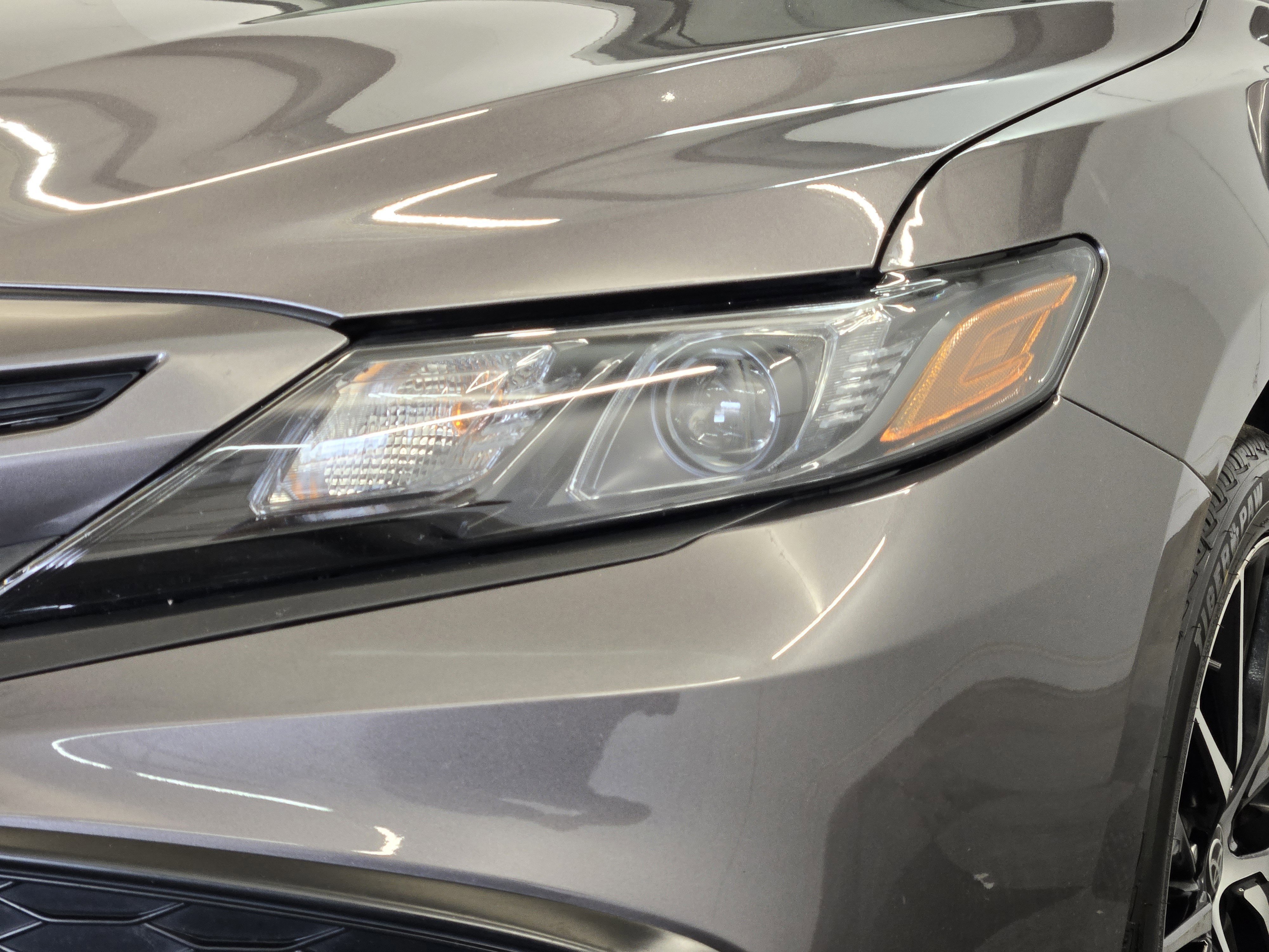 Used 2021 Toyota Camry SE FWD image 8