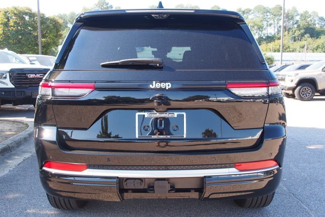 Used 2026 Jeep Grand Cherokee Summit AWD/4WD image 6