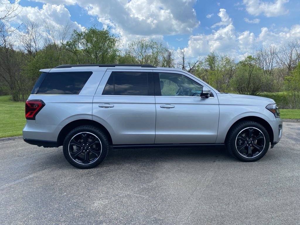 Certified 2023 Ford Expedition Limited AWD/4WD image 6