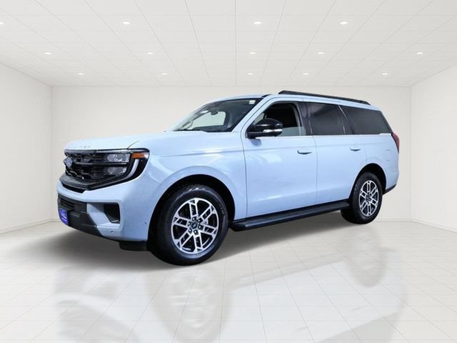 Certified 2025 Ford Expedition Active AWD/4WD image 2