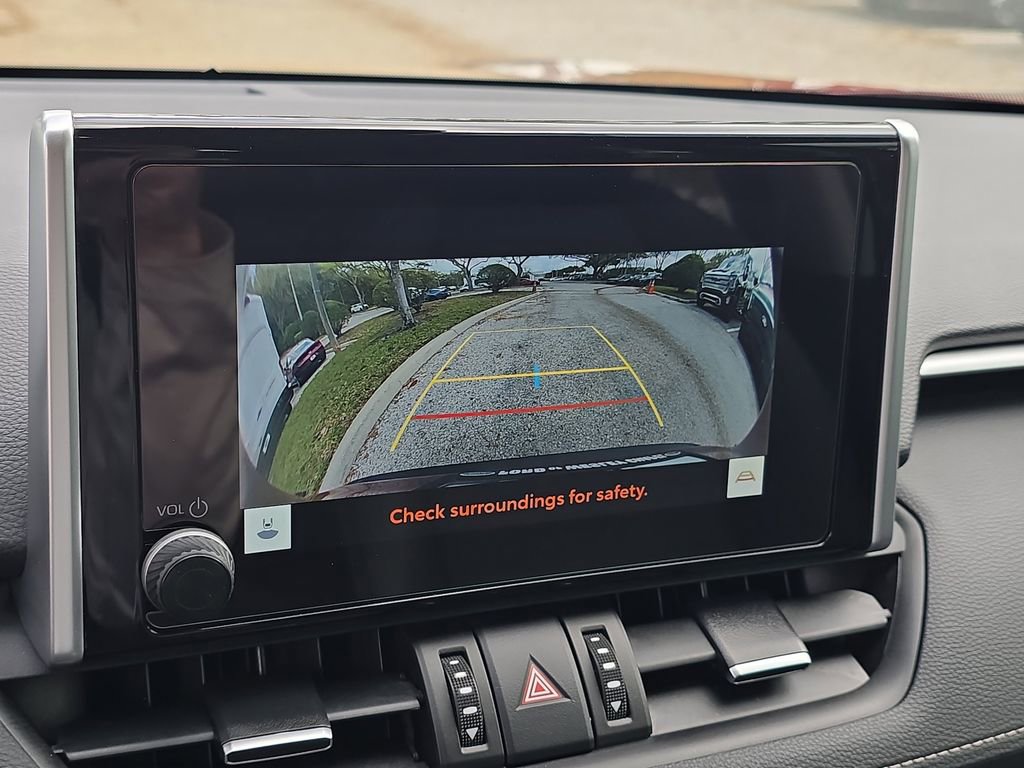 Used 2023 Toyota RAV4 XLE Premium image 23