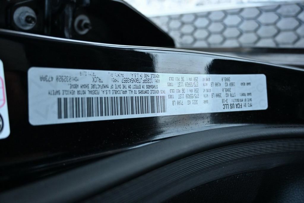 Used 2019 RAM 1500 Laramie image 41