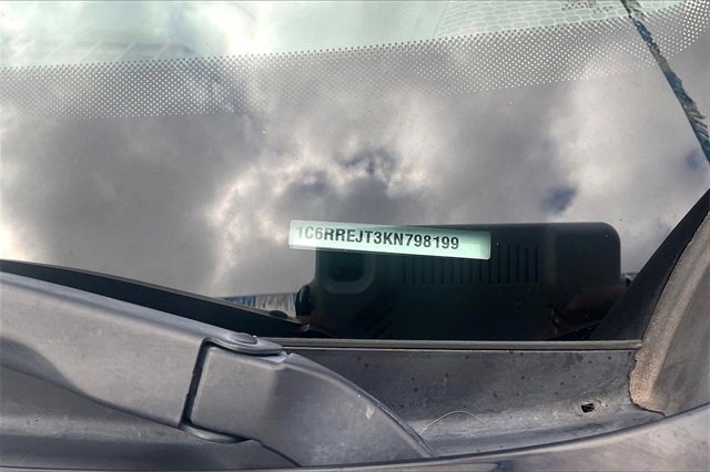 Used 2019 RAM 1500 Laramie image 36