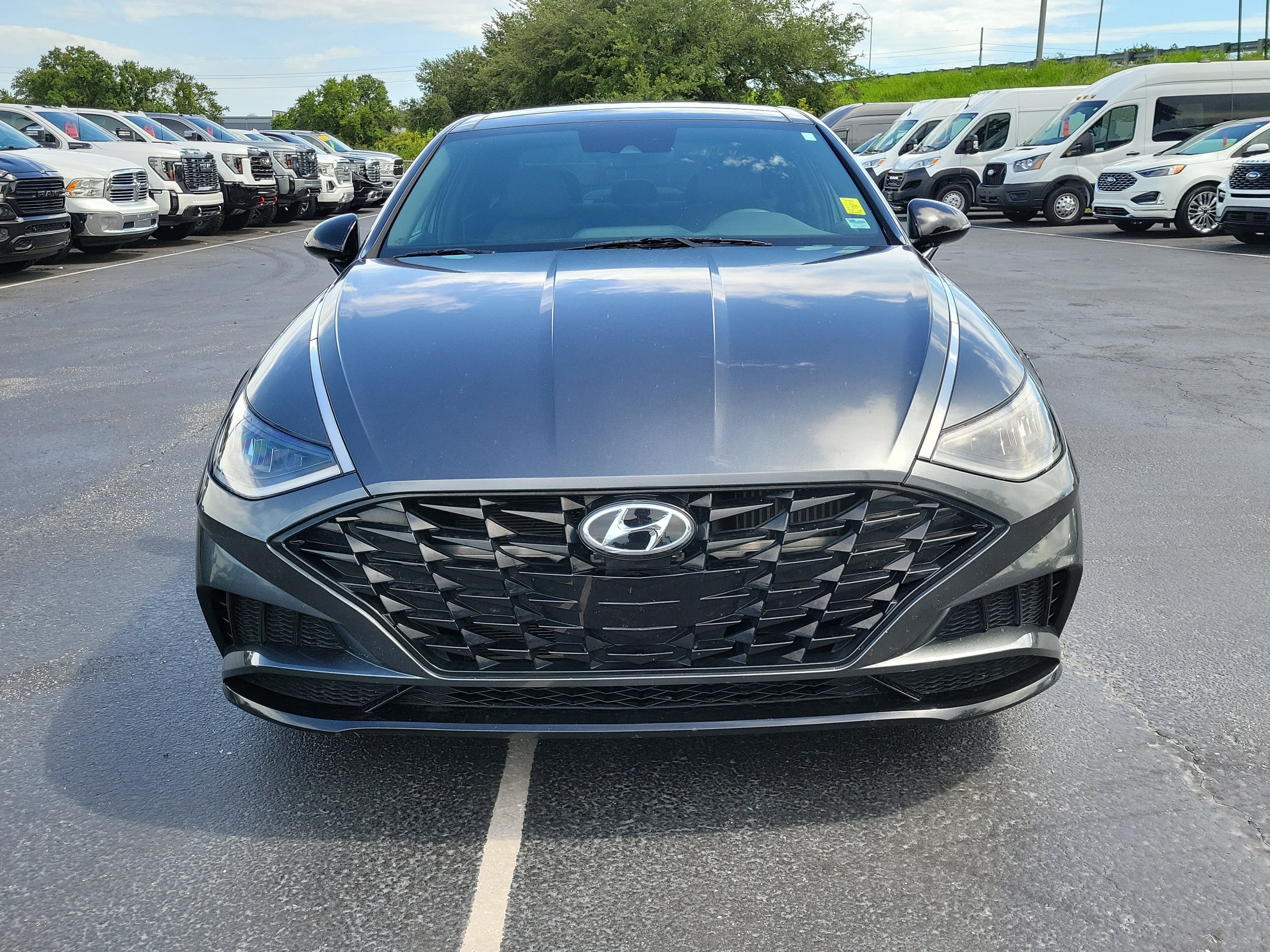 Used 2023 Hyundai Sonata SEL Plus FWD image 2