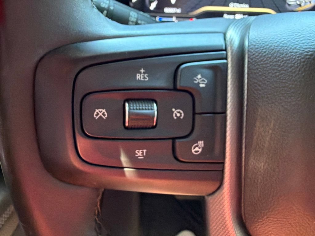 Used 2023 GMC Yukon XL Denali AWD/4WD image 29