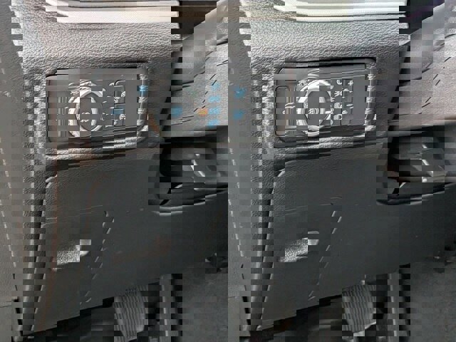 Certified 2021 Ford Explorer XLT w/ Equipment Group 202A image 15