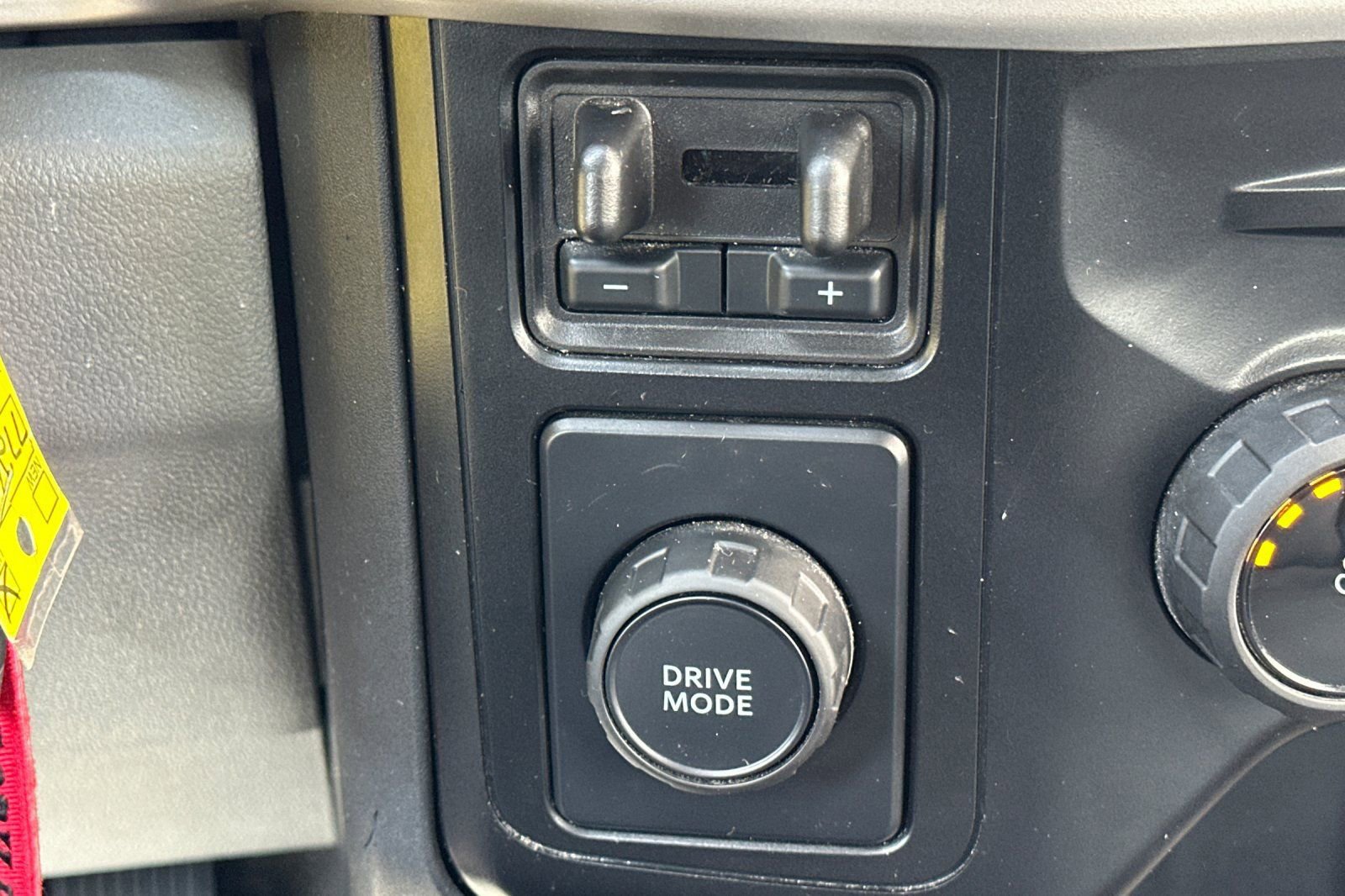 Certified 2024 Ford F250 XL w/ XL Chrome Package image 30