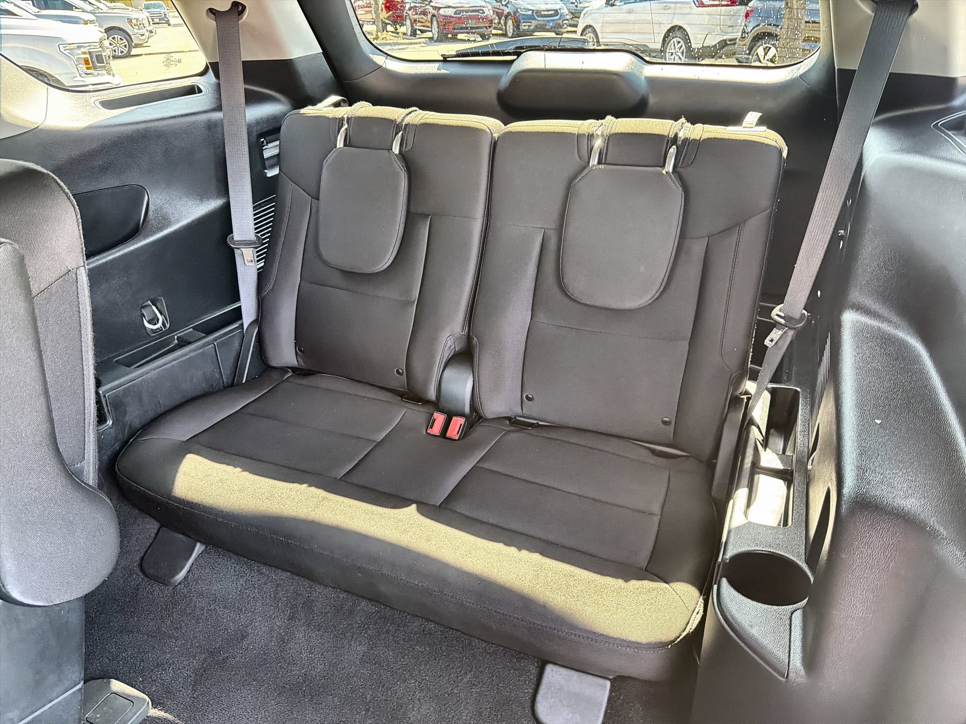 Certified 2024 Ford Explorer XLT RWD image 22