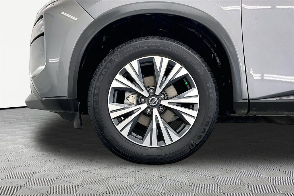 Used 2021 Nissan Rogue SV FWD image 9