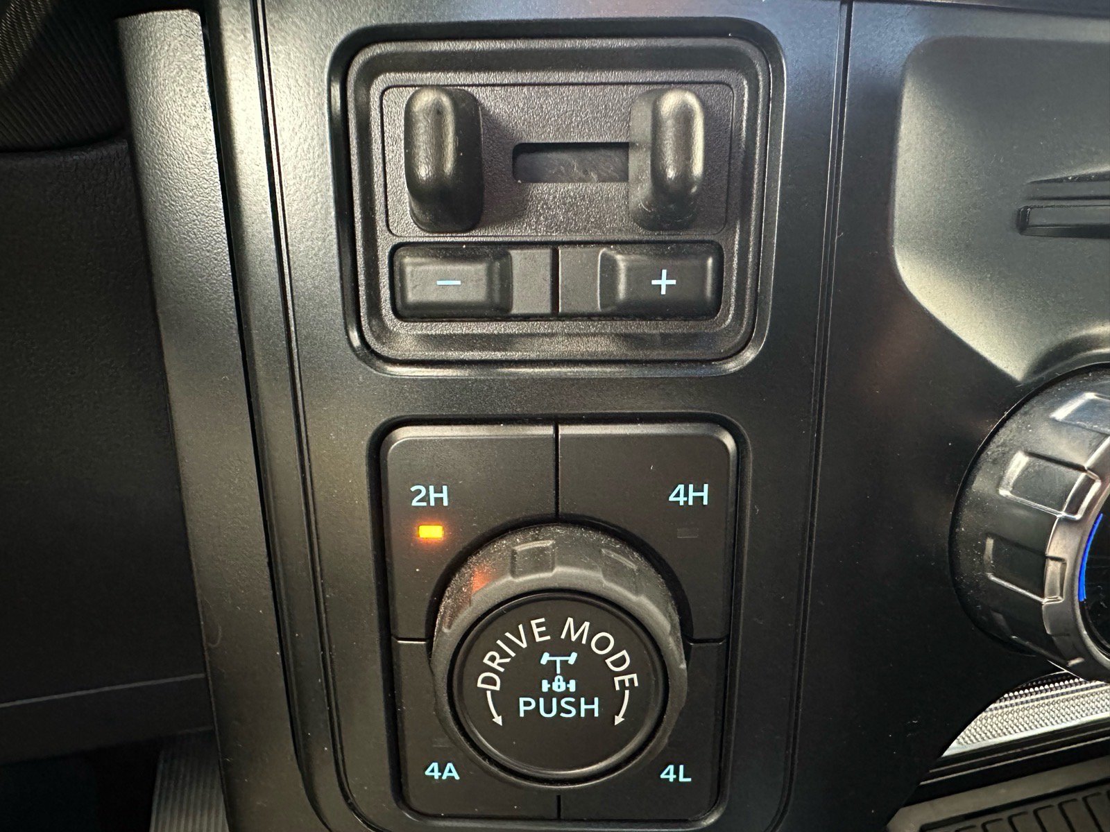 Certified 2025 Ford F150 Raptor AWD/4WD image 49