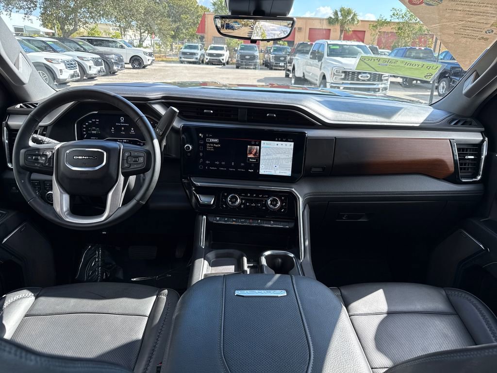 Used 2024 GMC Sierra 2500 Denali w/ Denali Reserve Package image 5