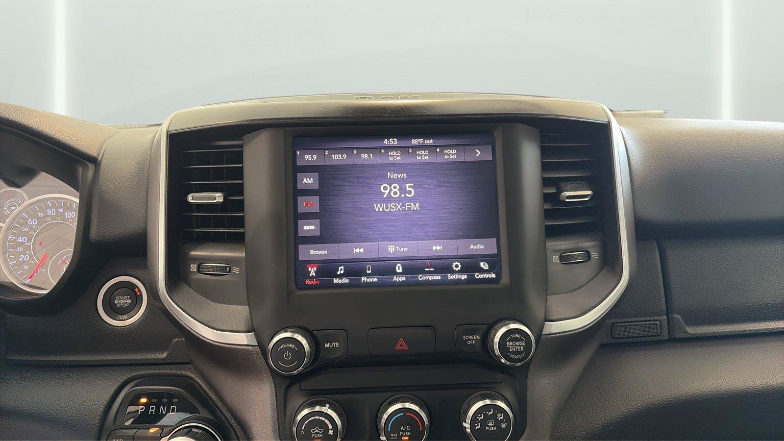 Used 2020 RAM 1500 Big Horn AWD/4WD image 18