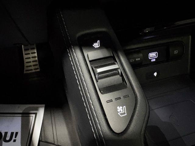 Used 2021 Kia Telluride SX w/ SX Prestige Package AWD/4WD image 20