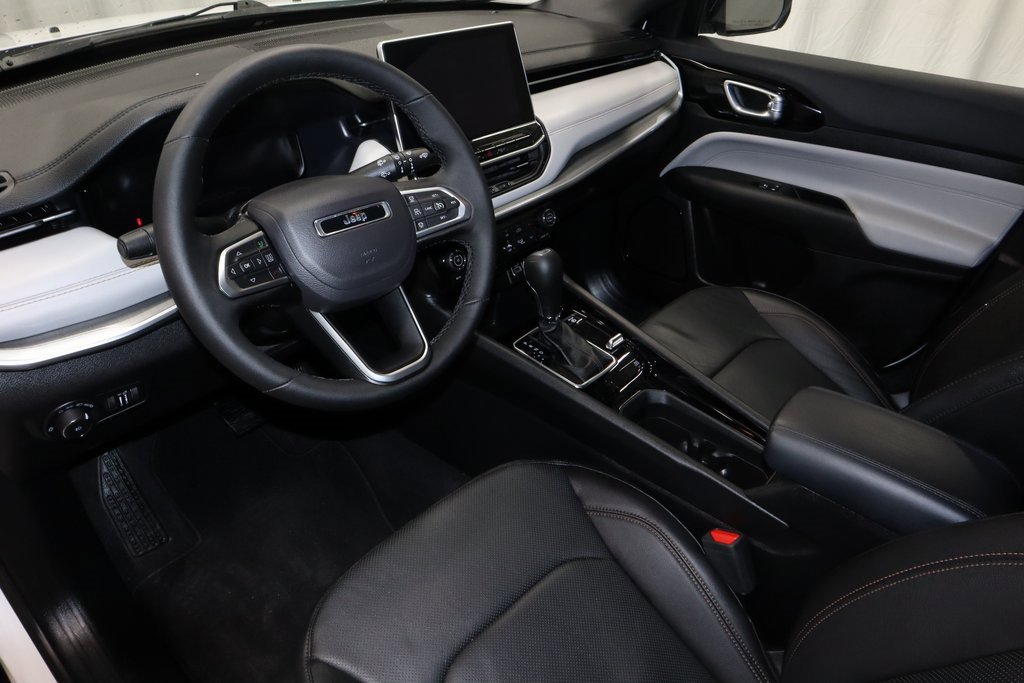 Used 2024 Jeep Compass Limited w/ Elite Group image 24