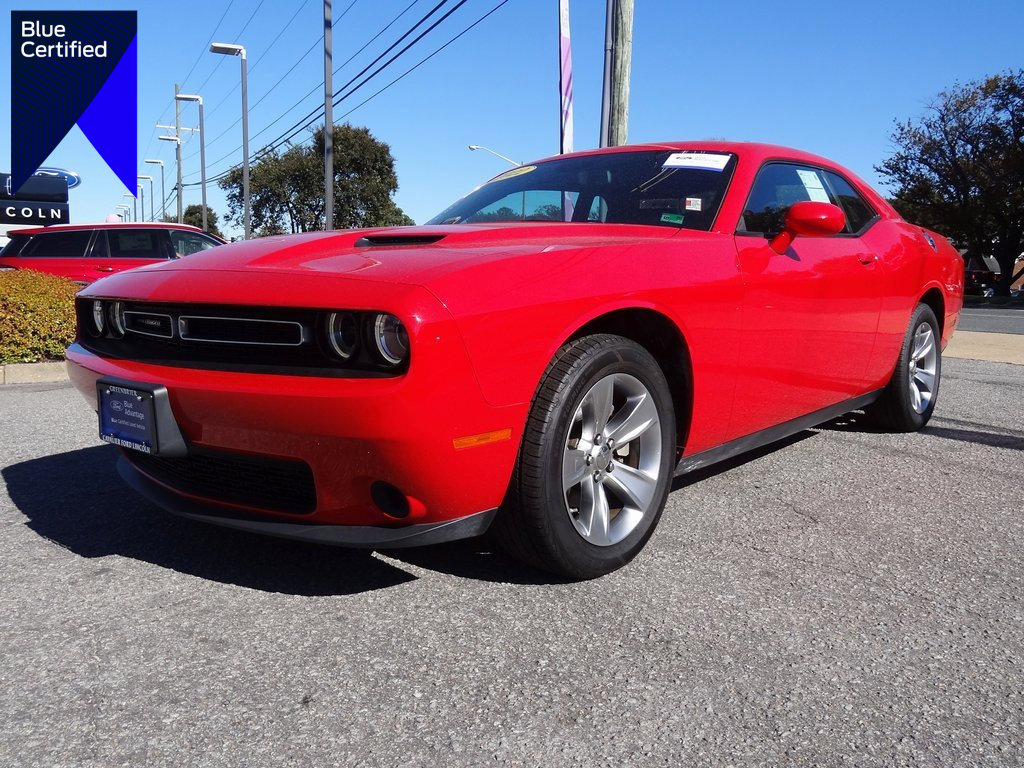 Used 2022 Dodge Challenger SXT w/ Cold Weather Group