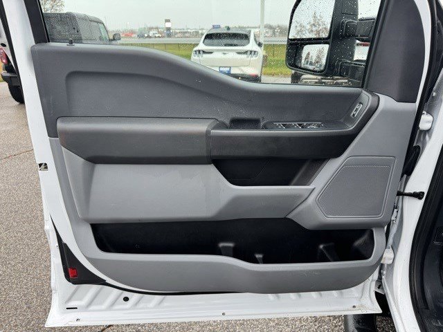 Certified 2023 Ford F350 XL w/ XL Chrome Package image 10