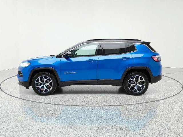 Used 2025 Jeep Compass Limited AWD/4WD image 5