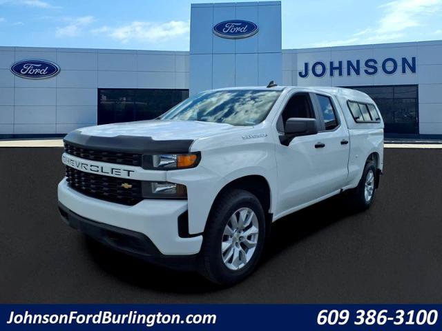 Used 2020 Chevrolet Silverado 1500 Custom w/ Custom Value Package AWD/4WD image 7