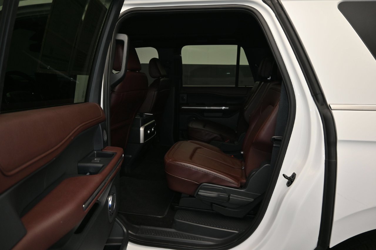 Certified 2023 Ford Expedition Max Limited RWD image 21