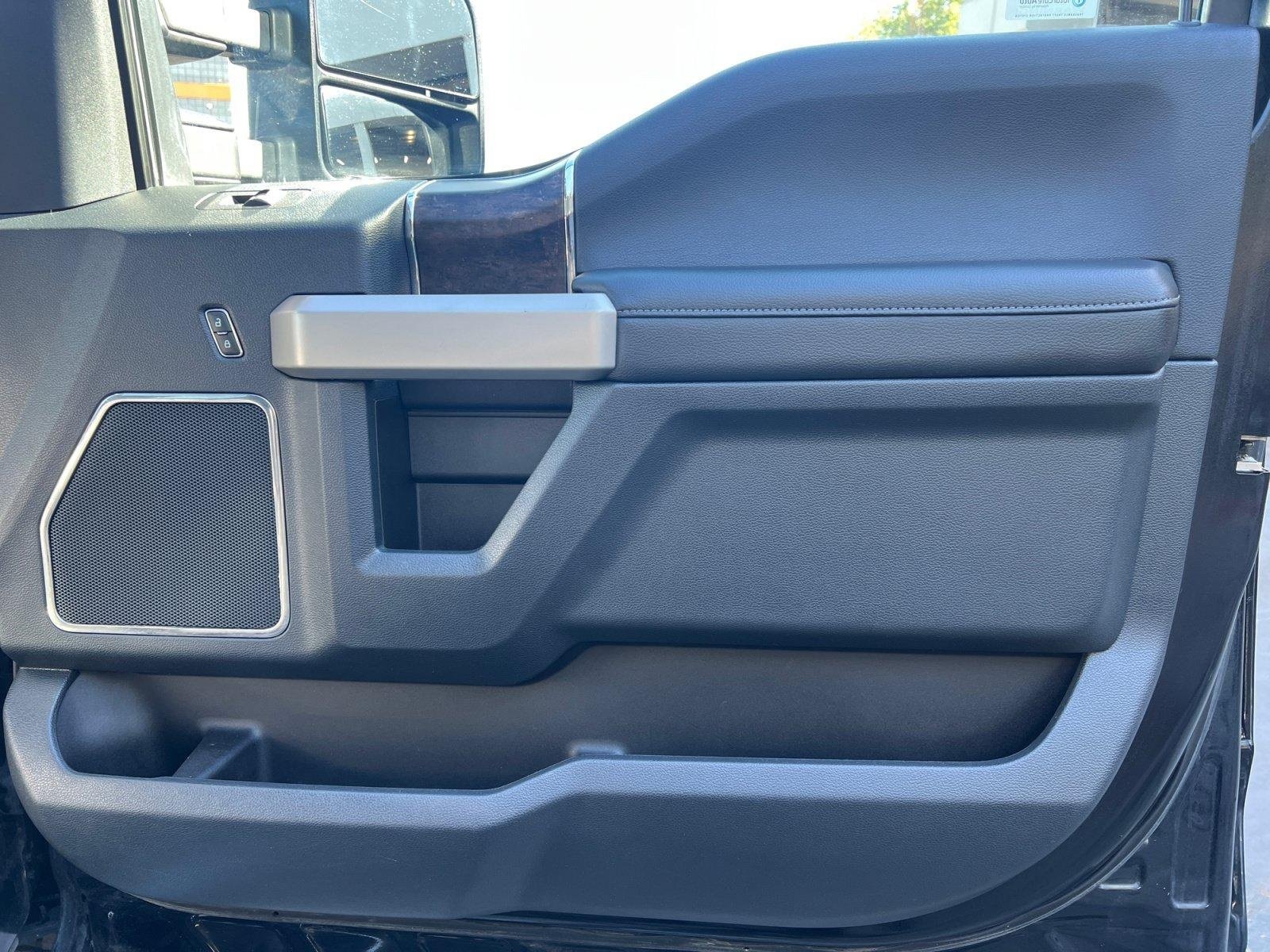 Certified 2022 Ford F350 Lariat w/ Lariat Ultimate Package AWD/4WD image 30