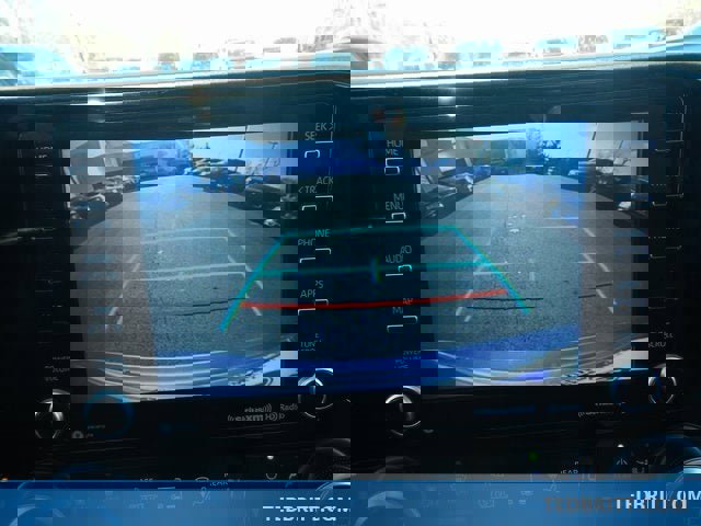 Used 2022 Toyota Highlander XLE image 39