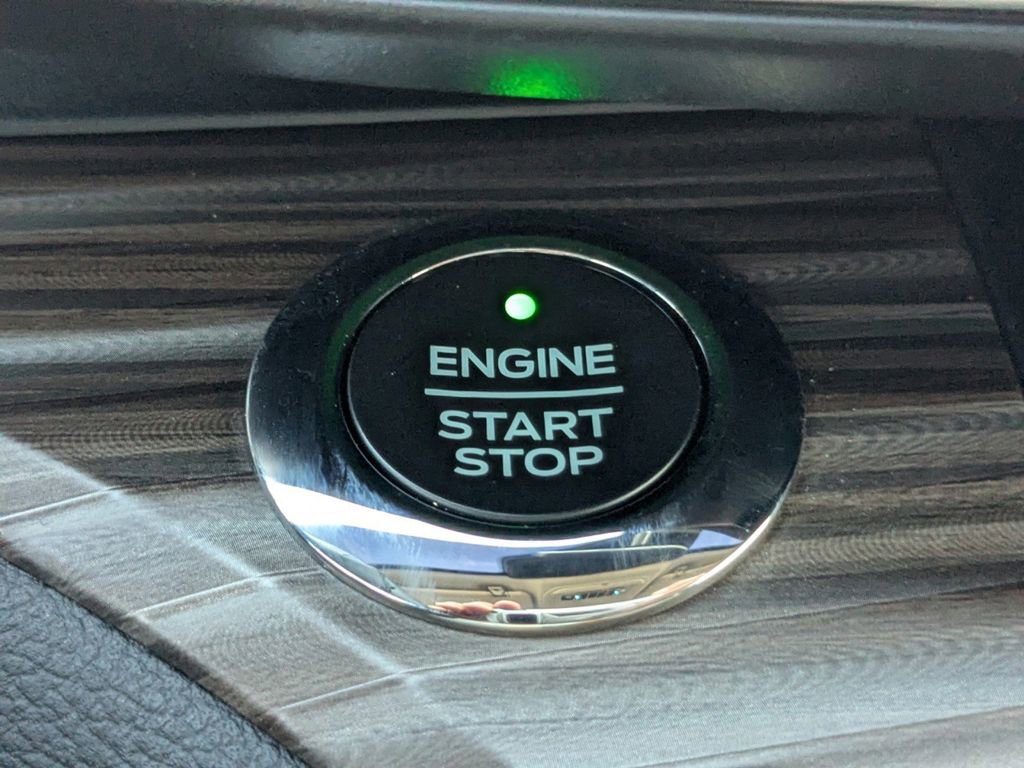 Certified 2020 Ford Explorer Limited w/ Class III Trailer Tow Package image 30