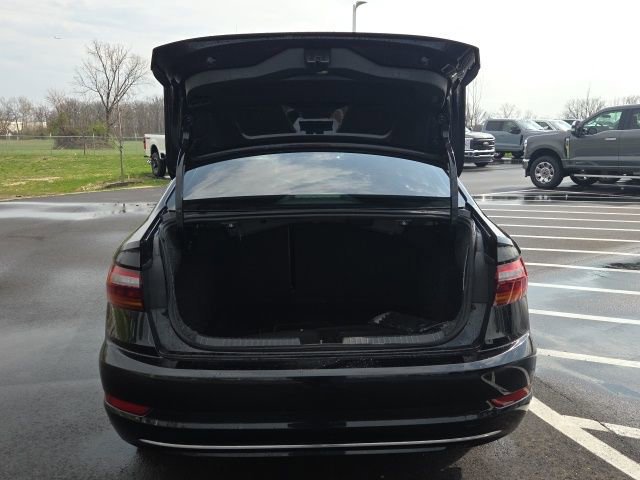 Used 2019 Volkswagen Jetta SEL FWD image 12