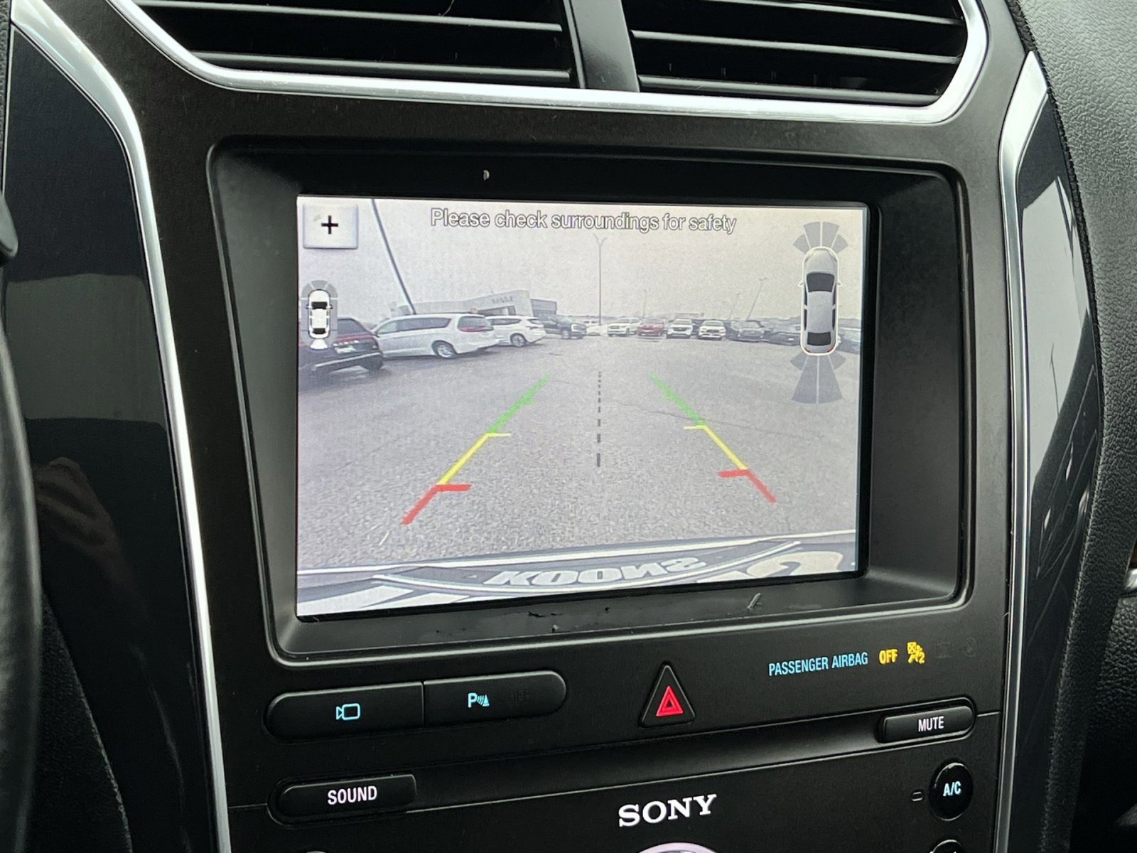 Certified 2019 Ford Explorer Limited w/ Class III Trailer Tow Package image 19