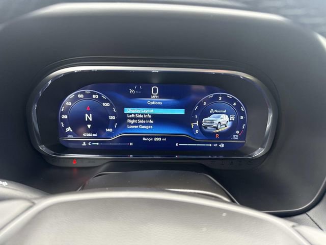 Used 2024 Chevrolet Suburban LT image 34