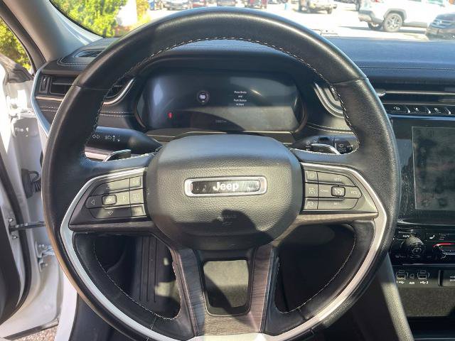 Used 2022 Jeep Grand Cherokee L Limited AWD/4WD image 15