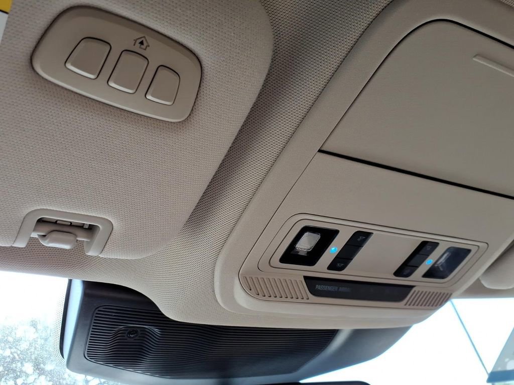 Certified 2020 Ford Explorer Limited RWD image 26