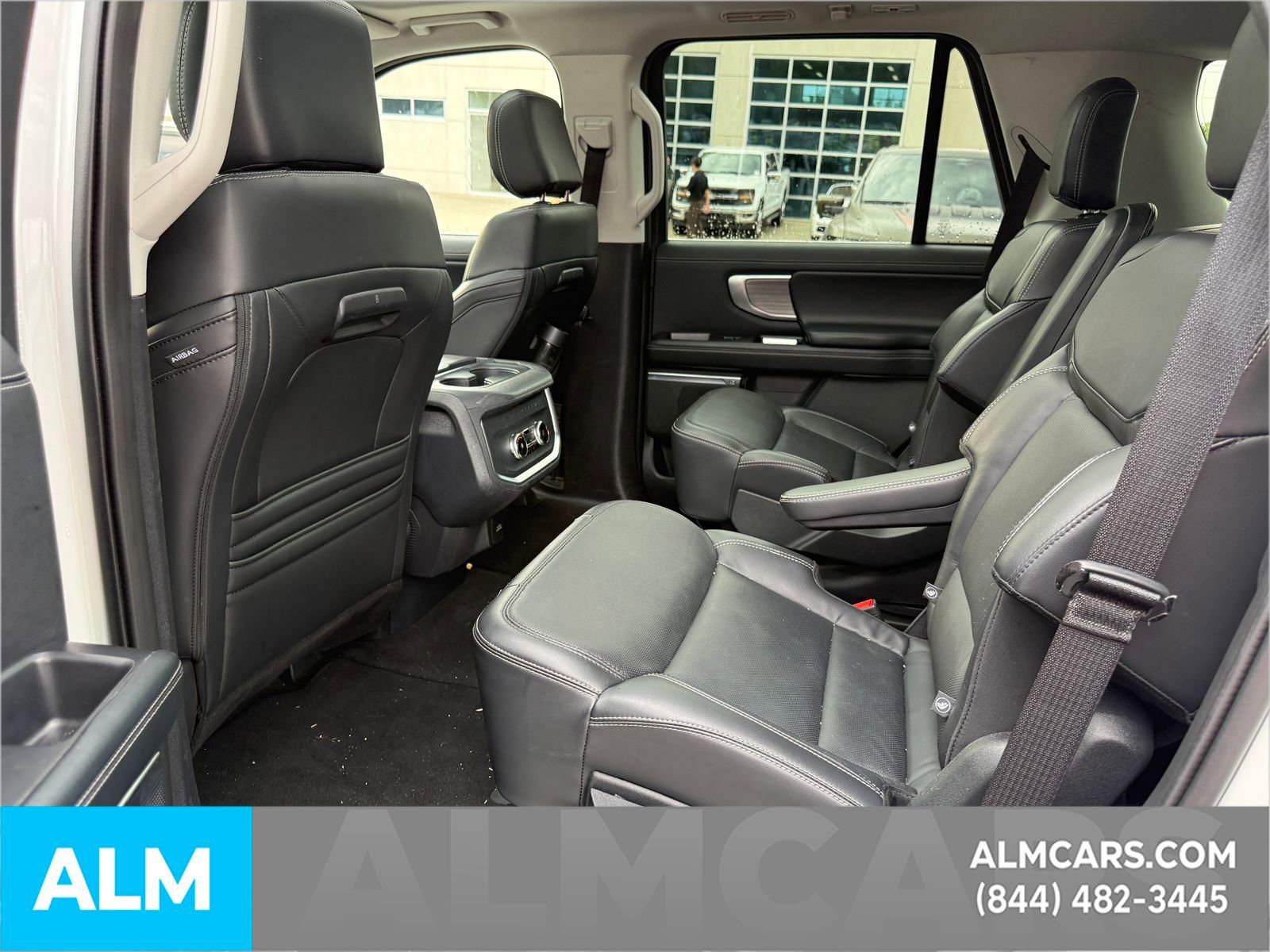 Certified 2025 Ford Expedition Platinum AWD/4WD image 11