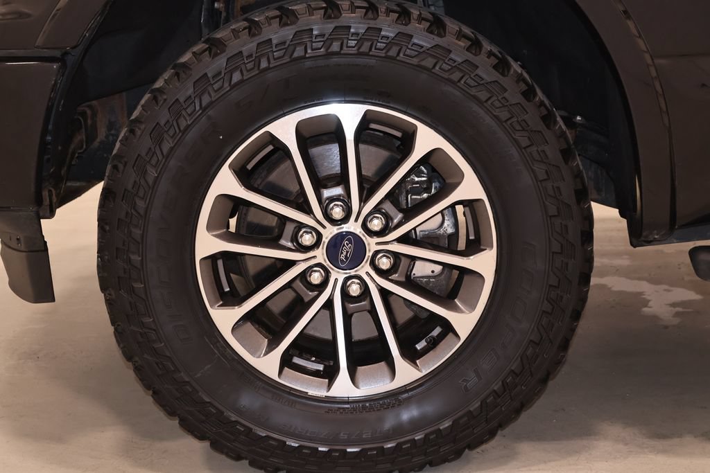 Certified 2019 Ford F150 XLT w/ Equipment Group 302A Luxury AWD/4WD image 36